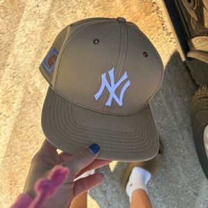 Tan New York Yankees carhartt SnapBack